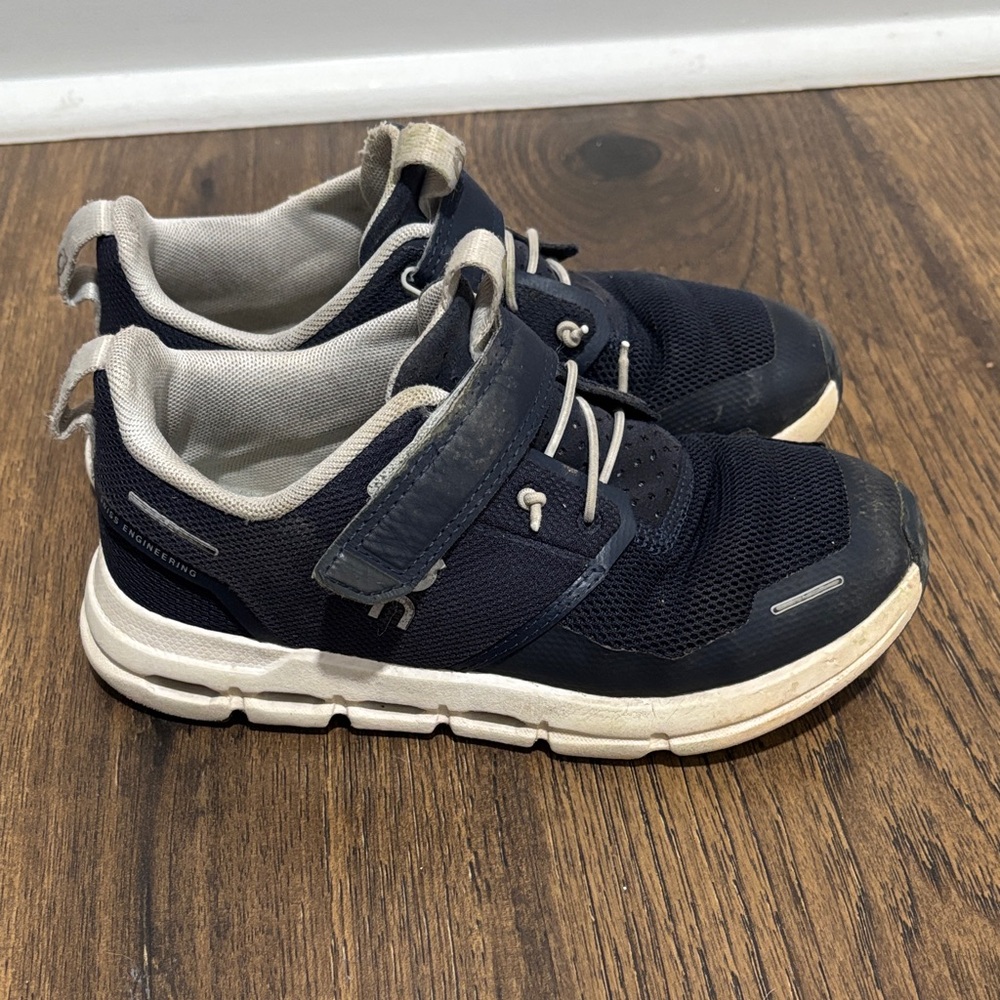 Children's Navy On Cloud